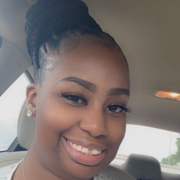 Meet your Posher, Reneka - Picture 1 of 1